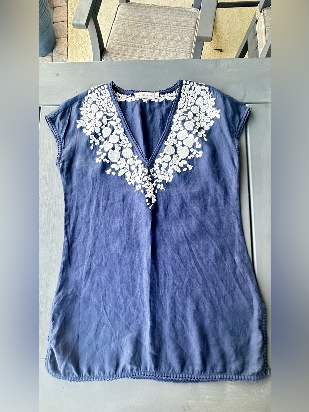 Tory Burch Issy Scallop-Trim Embroidered Linen Tunic  Size XS